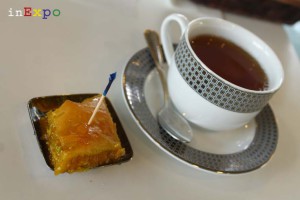 baghlava e cinnamon tea ristorante iraniano in Expo