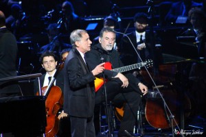 Bocelli and Zanetti night - Roberto Vecchioni canta Luci a San Siro